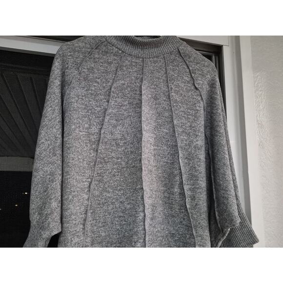 Parallel Skies Women's Poncho Sweater Size L Very Soft Knit High Neck Pullover - Picture 2 of 4